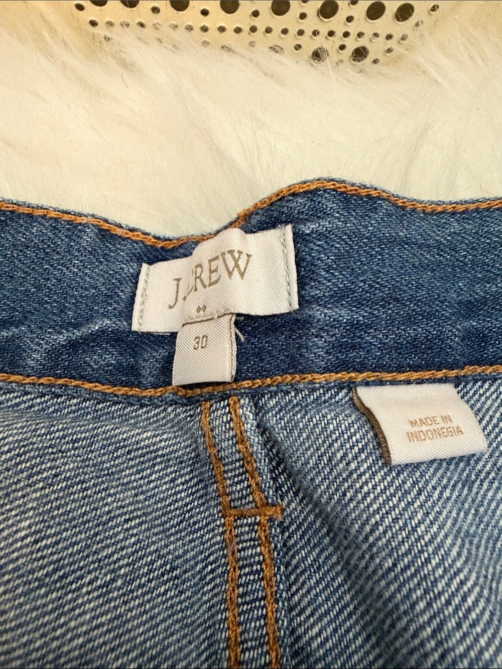 J Crew Classic Blue Denim Women’s Jeans Shorts Sz- 30 - Picture 2 of 5